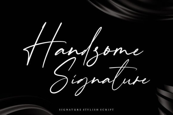 A Typeface for Campaigns That Need Chic, Modern Elegance